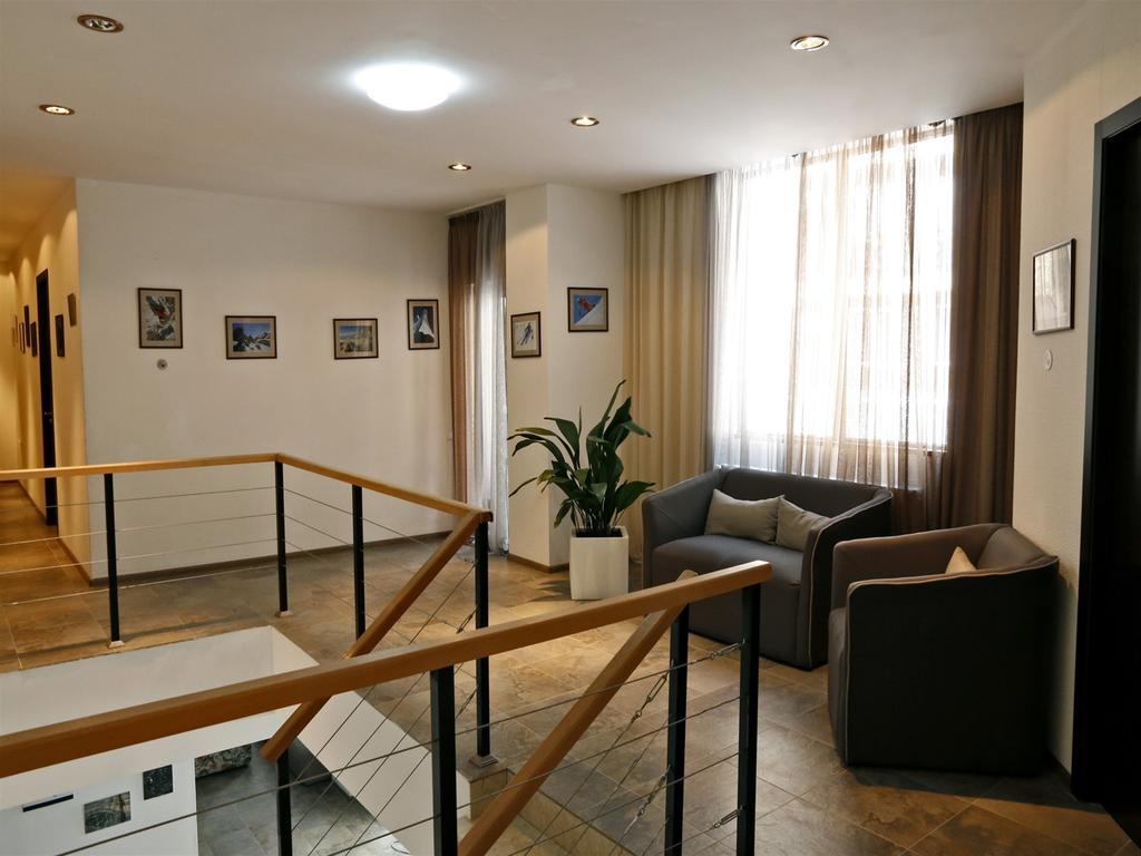 Hotel Club-2100 Гудаурі Екстер'єр фото