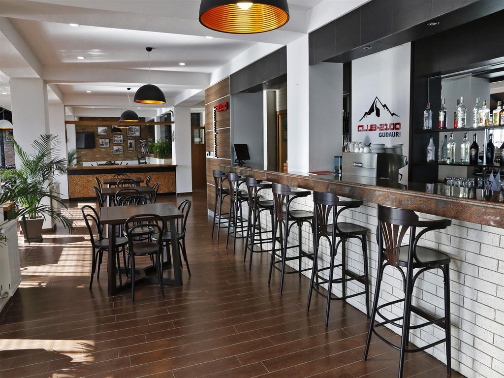 Hotel Club-2100 Гудаурі Екстер'єр фото