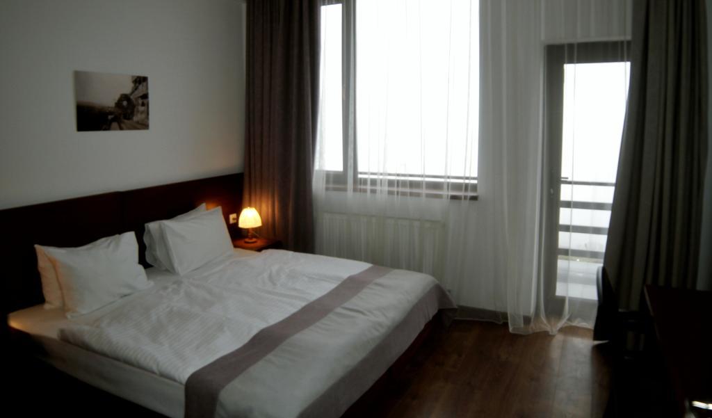 Hotel Club-2100 Гудаурі Екстер'єр фото